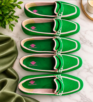 Alwaze Pearl Toe Meeting Flats